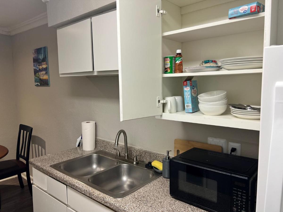 Beautiful 1-Bedroom Townhome With Nice Amenities Хьюстон Экстерьер фото